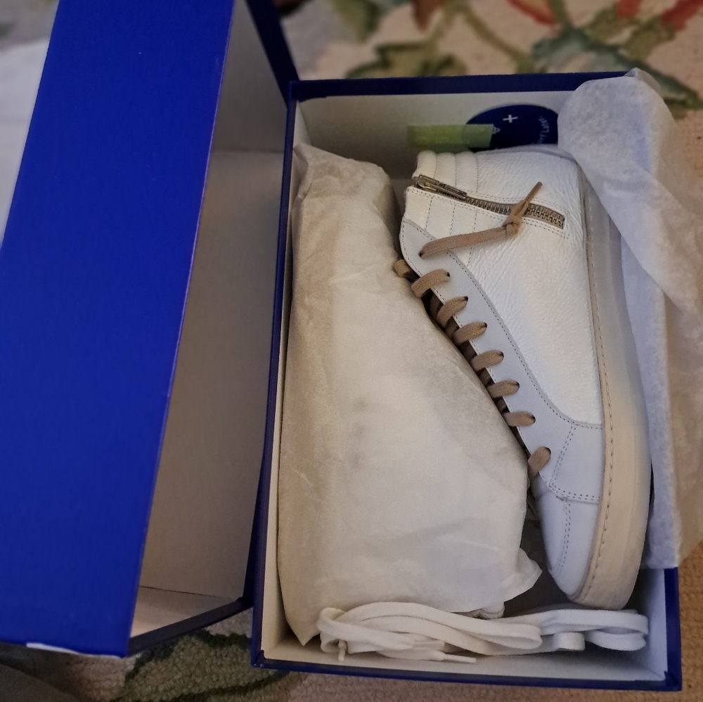 NIB P448 MEDUSA EU Size 39